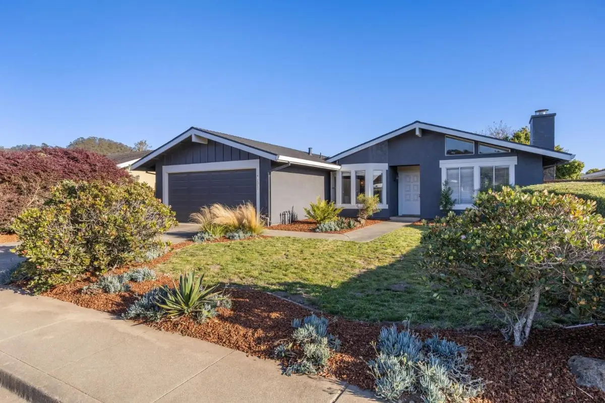 1557 Mizzen Lane, Half Moon Bay, CA 94019 - Image #1