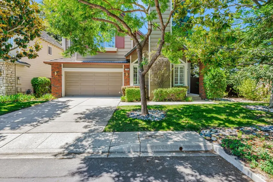 100 Danbury Lane, Redwood City, CA 94061 - Image #2