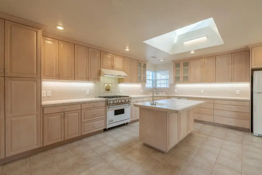 140 John Street, Monterey, CA 93940 - Image #3