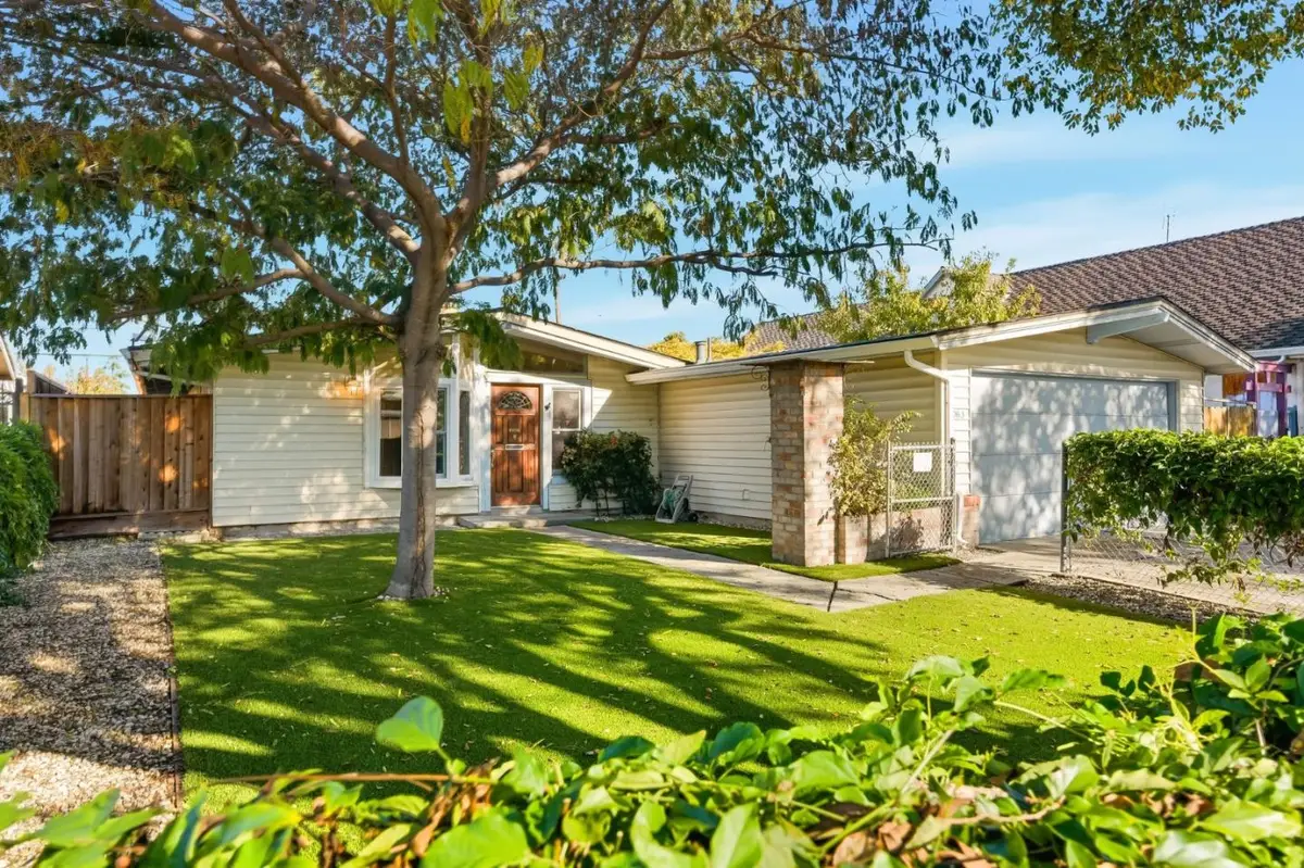 1063 Lakebird Drive, Sunnyvale, CA 94089 - Image #1