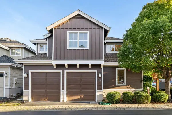 1587 Kentfield Avenue, Redwood City, CA 94061