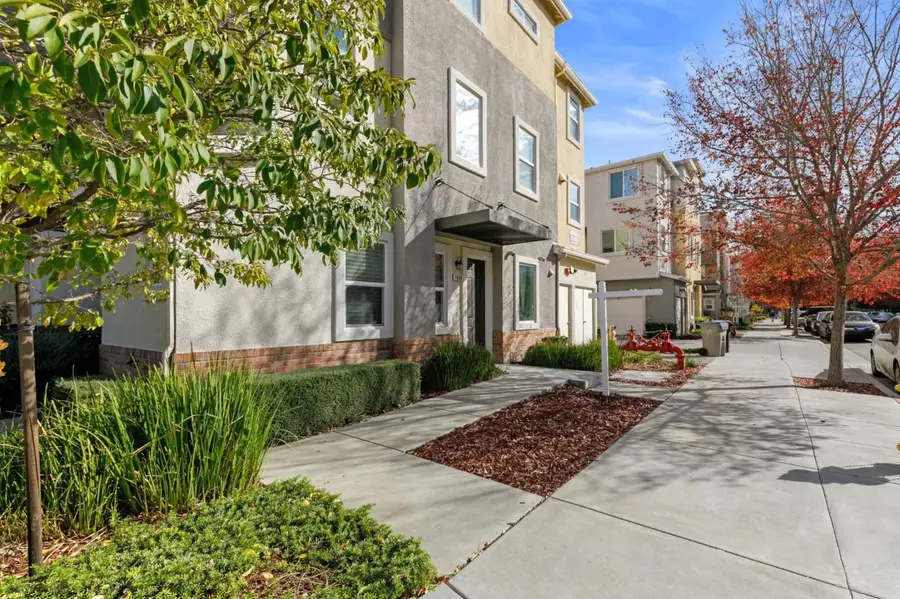 1038 Giacomo Lane, San Jose, CA 95131 - Image #2