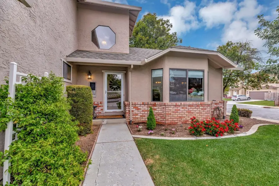 1951 Calistoga Drive, Hollister, CA 95023 - Image #2