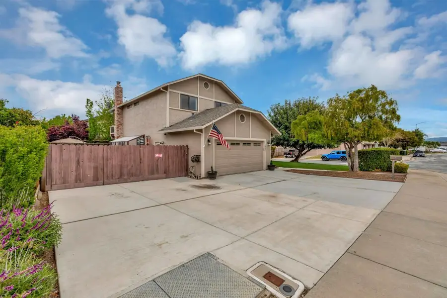 1951 Calistoga Drive, Hollister, CA 95023 - Image #3