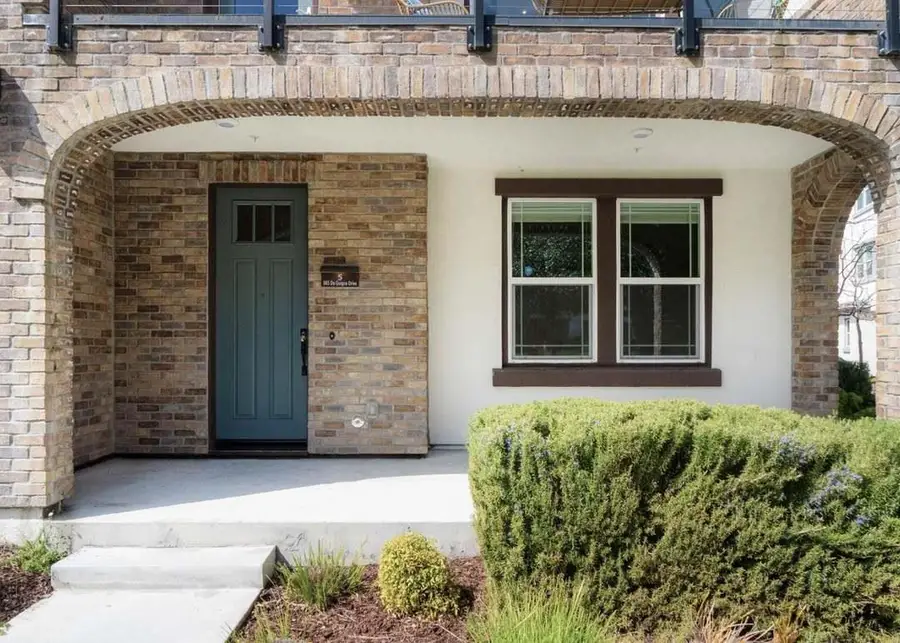 885 De Guigne Drive #5, Sunnyvale, CA 94085 - Image #2