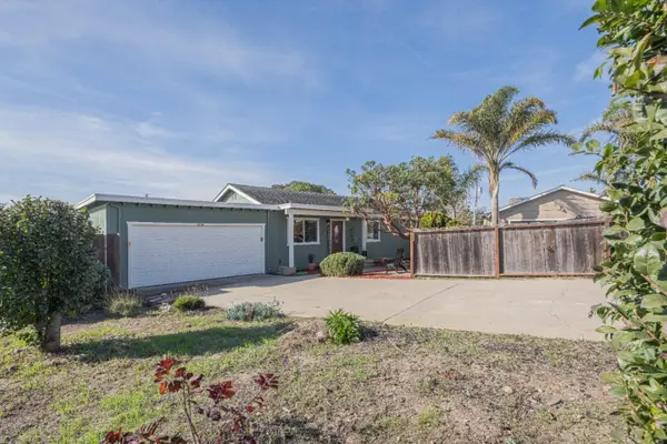 3256 Vista Del Camino Circle, Marina, CA 93933