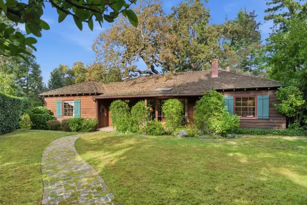 521 Entrada Way, Menlo Park, CA 94025