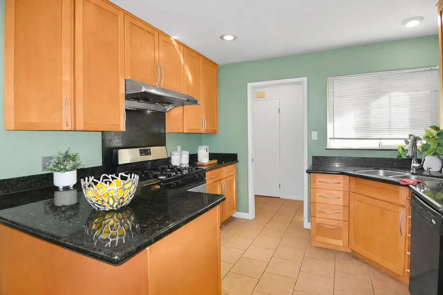 1351 Kintyre Way, San Jose, CA 95129 - Image #3