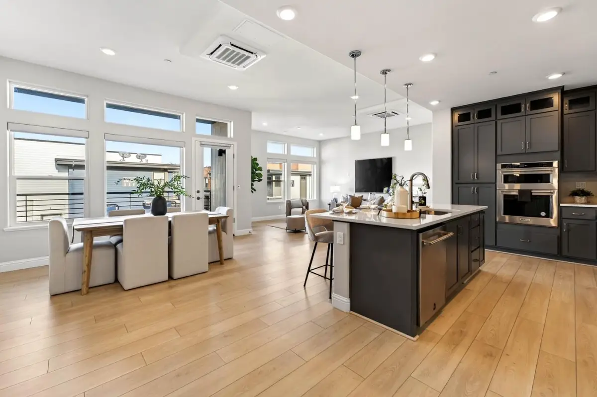 220 Waters Park Circle #304, San Mateo, CA 94403 - Image #1