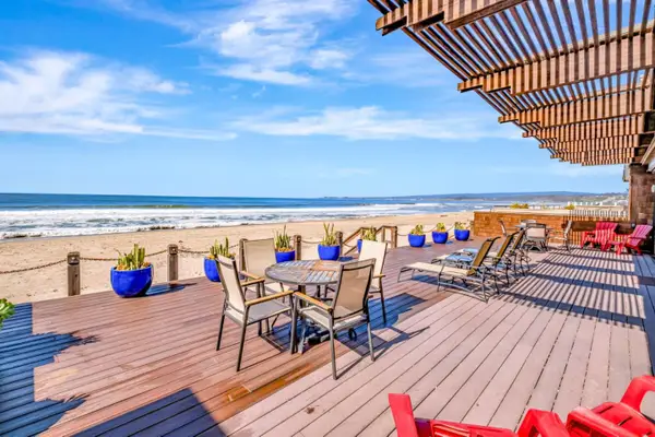 547 Beach Drive, Aptos, CA 95003