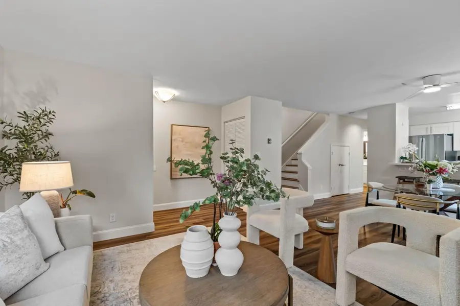 461 Northlake Drive #25, San Jose, CA 95117 - Image #3