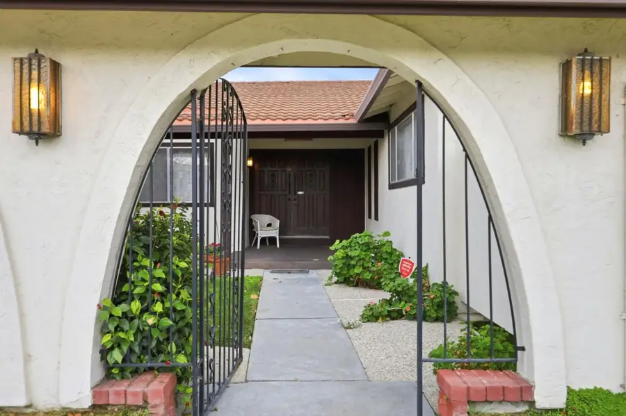 2706 Pruneridge Avenue, Santa Clara, CA 95051 - Image #2