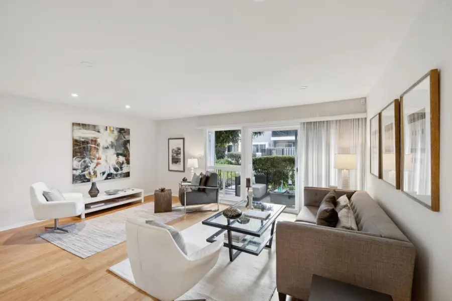 453 N Rengstorff Avenue #17, Mountain View, CA 94043 - Image #3