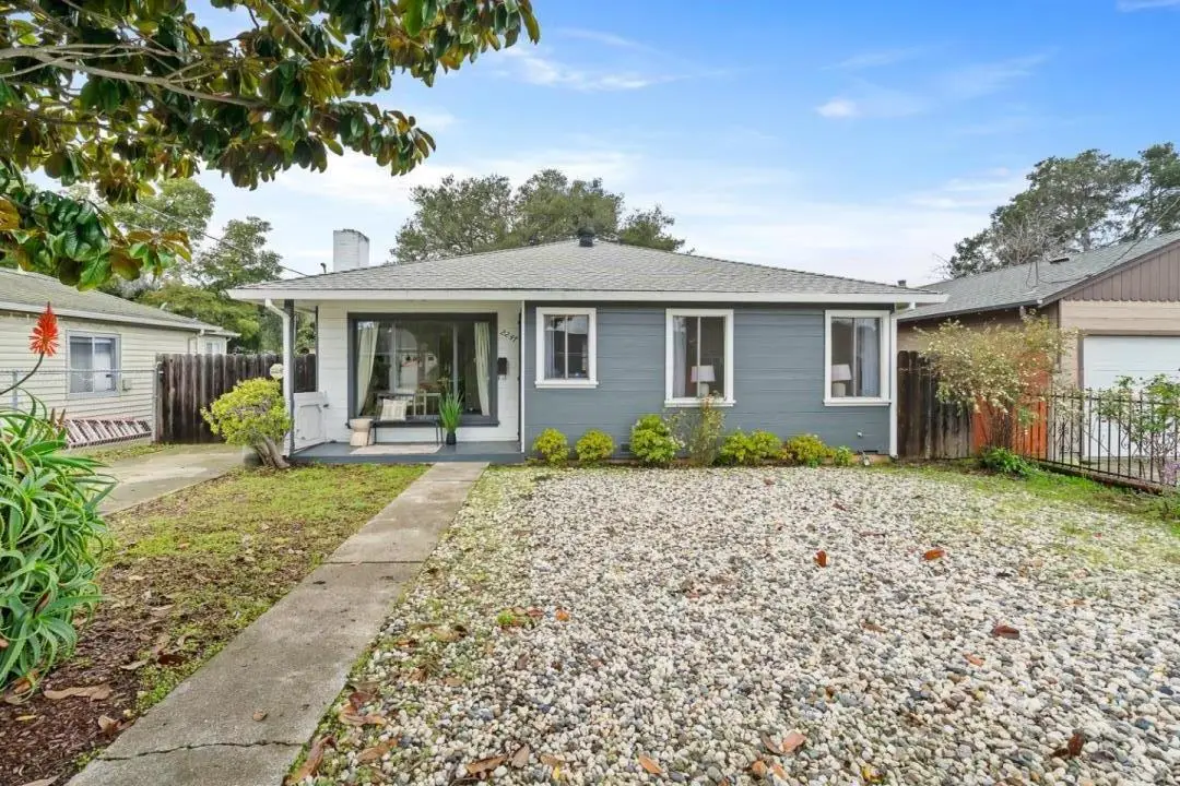 2247 Menalto Avenue, East Palo Alto, CA 94303 - Image #1