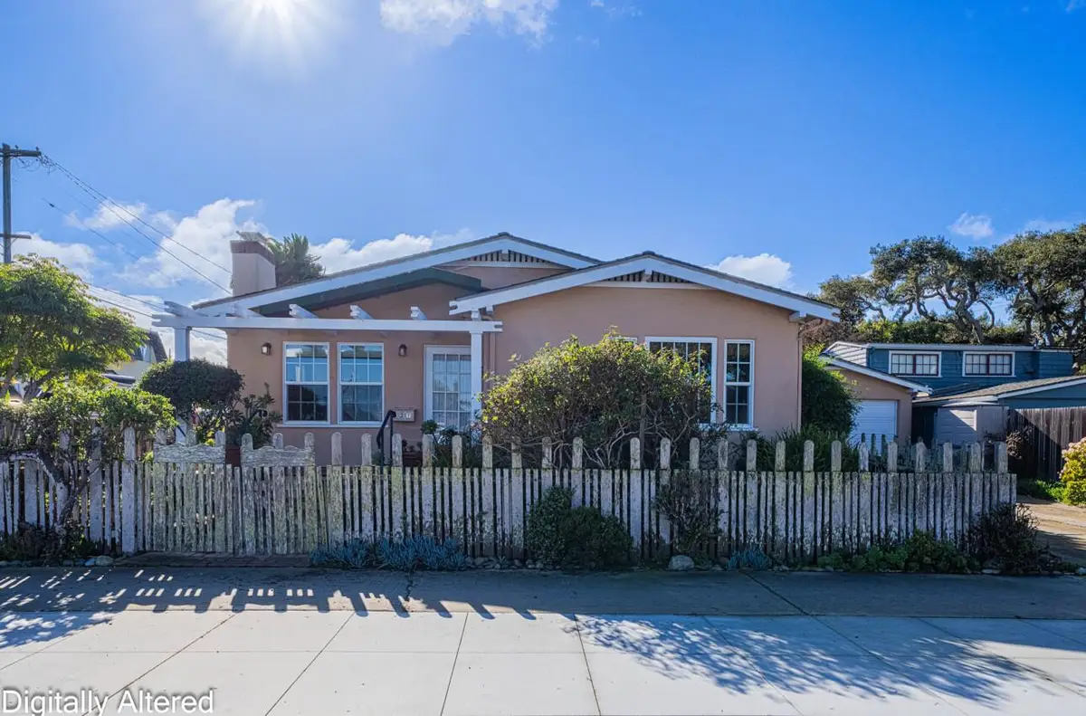 321 Pine Avenue, Pacific Grove, CA 93950 - Image #1