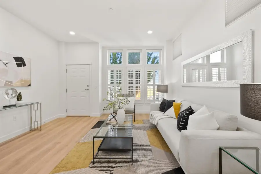 235 Laurel Grove Lane, San Jose, CA 95126 - Image #3