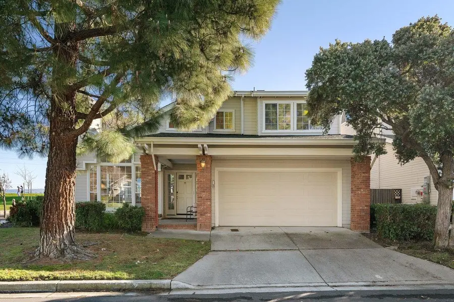 822 Seal Pointe Drive, Redwood City, CA 94065 - Image #2