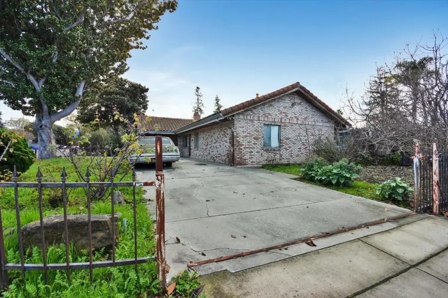 290 N Rengstorff Avenue, Mountain View, CA 94043 - #3