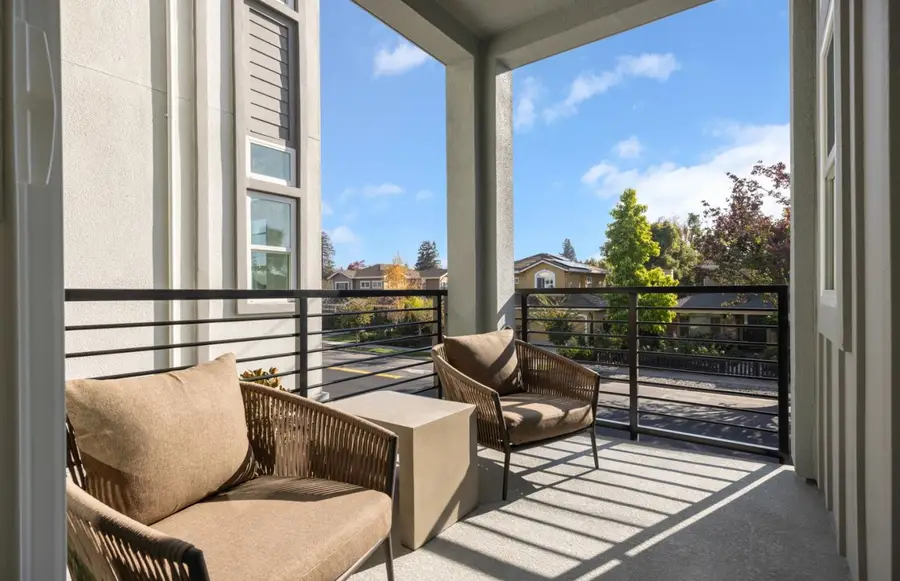 273 Llewellyn Avenue #010-18 Plan 2, Campbell, CA 95008 - Image #2