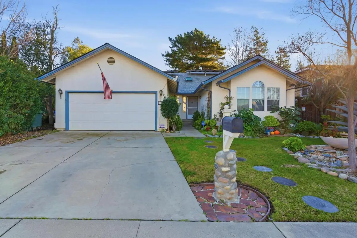 1521 Las Brisas Drive, Hollister, CA 95023 - Image #1