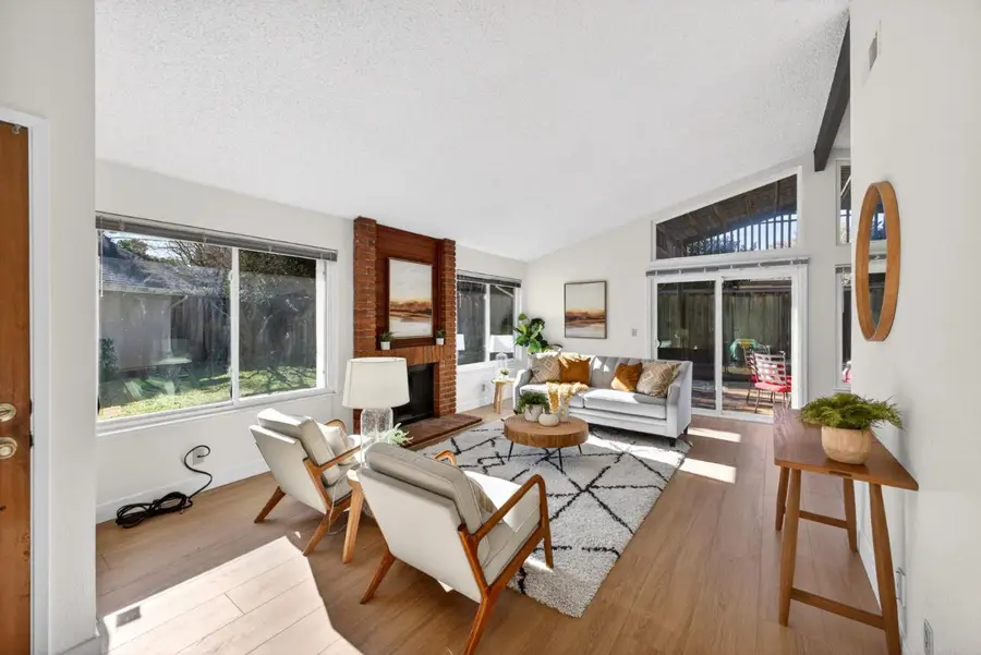 2487 Redbud Court, San Jose, CA 95128 - Image #2