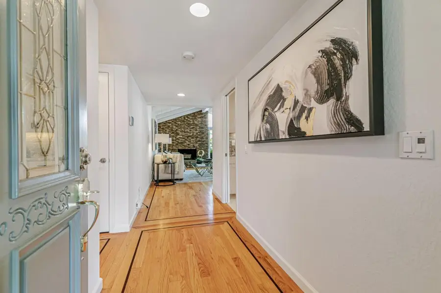 19437 Via Real Drive, Saratoga, CA 95070 - Image #3