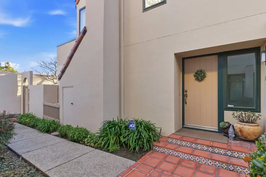 2279 Armada Way, San Mateo, CA 94404 - Image #2