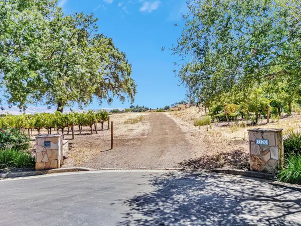 1322 Lions Peak Lane, San Martin, CA 95046