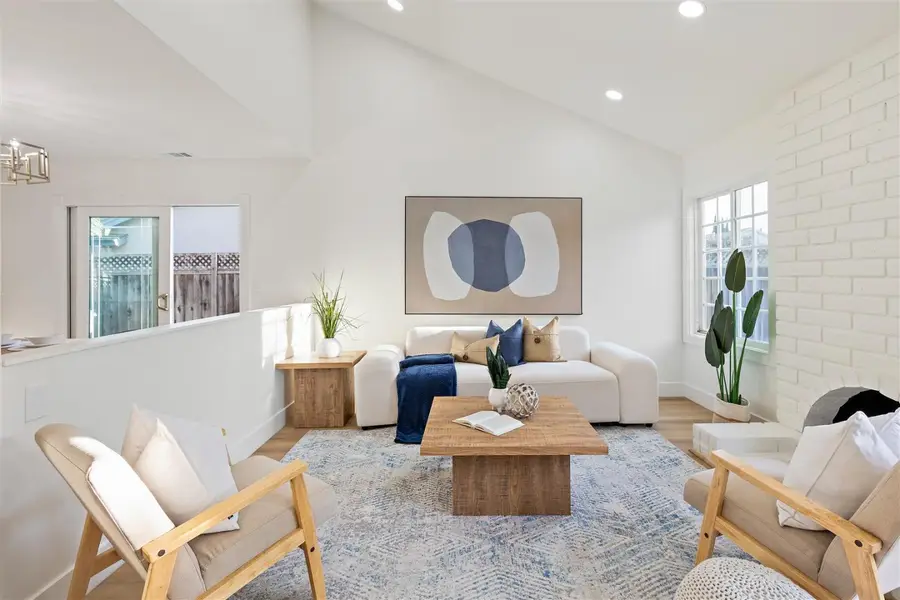 1317 Tourney Drive, San Jose, CA 95131 - Image #3