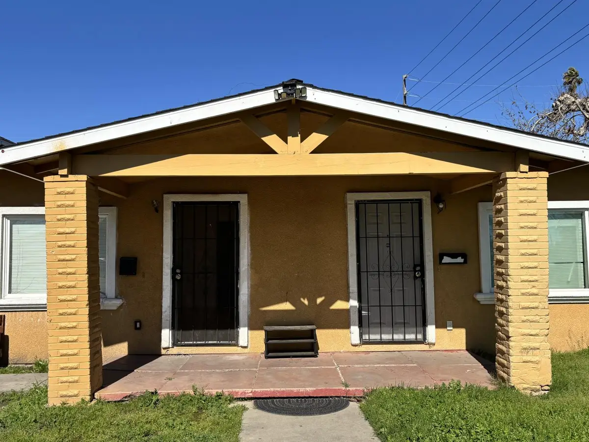 102 Oak Street, Modesto, CA 95351 - #1