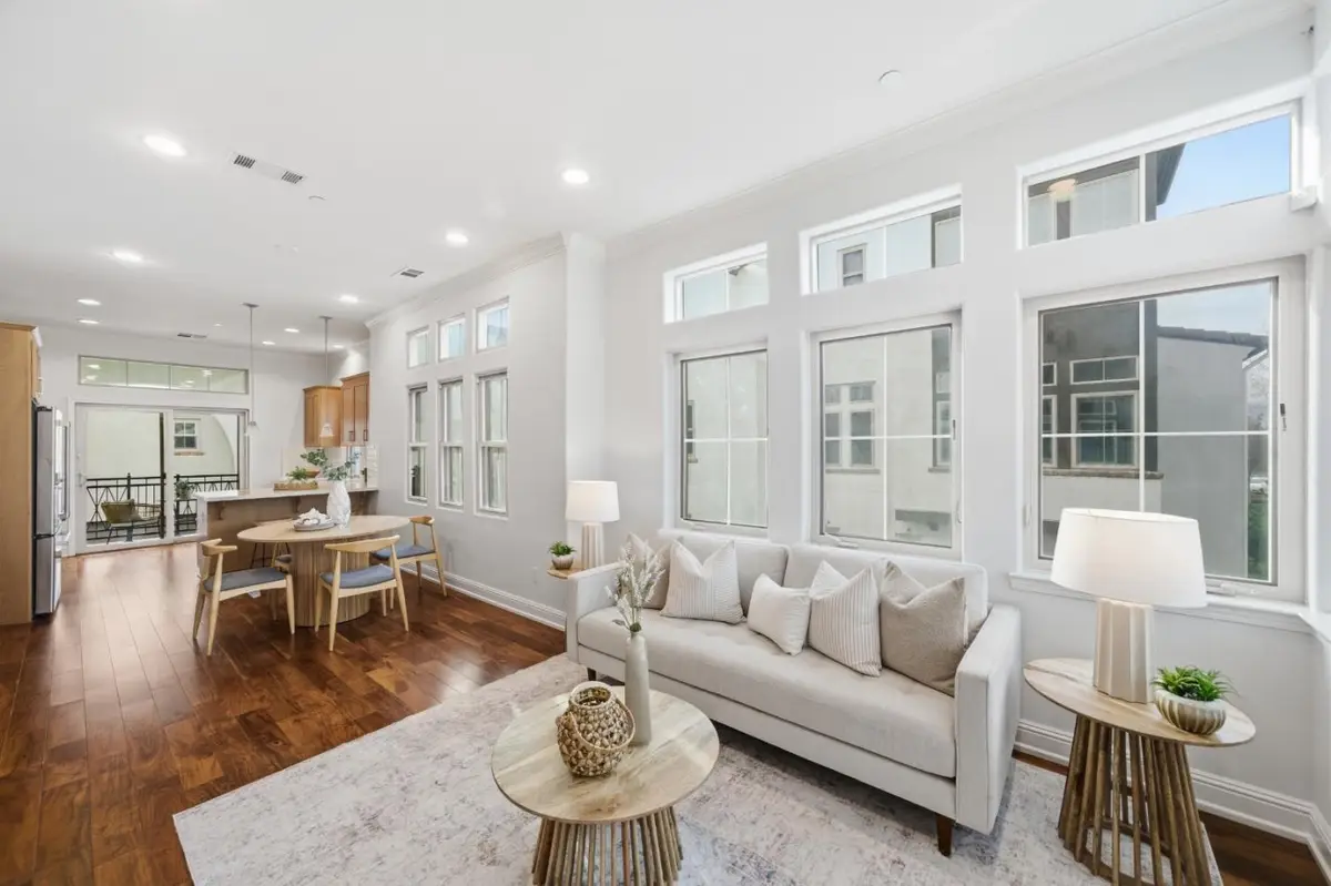 125 Fairchild Drive, Mountain View, CA 94043 - Image #1