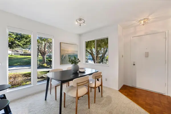 1055 Oddstad Boulevard, Pacifica, CA 94044