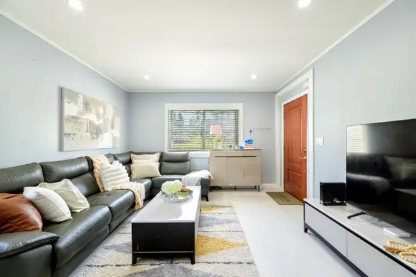 19652 Stanton Avenue, Castro Valley, CA 94546