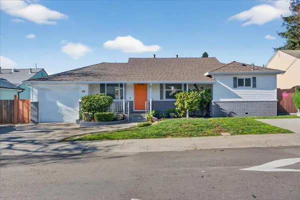 19373 San Miguel Avenue, Castro Valley, CA 94546