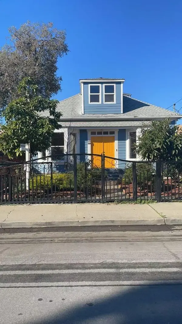 31 Northumberland Avenue, Redwood City, CA 94063