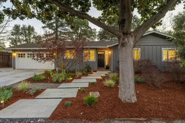 1395 Delfino Way, Menlo Park, CA 94025