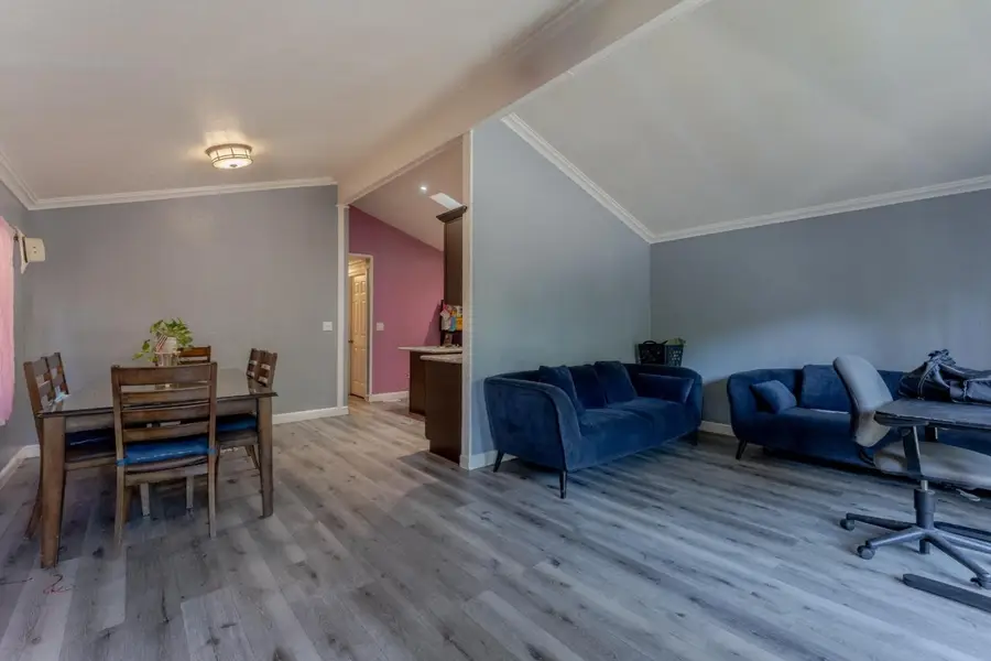 580 Ahwanee Avenue #11, Sunnyvale, CA 94085 - Image #3