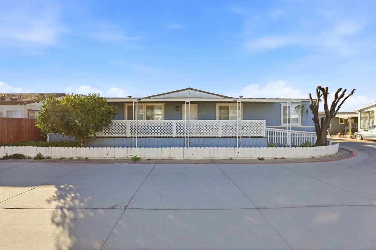 174 Redwood Avenue #174, Hollister, CA 95023 - Image #1
