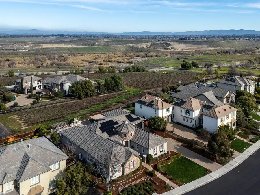 1112 Finch Place, Pleasanton, CA 94566 - Image #2