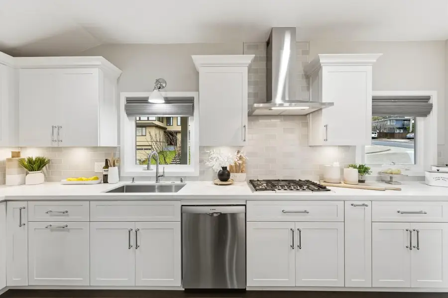 430 Rolling Hills Avenue, San Mateo, CA 94403 - Image #2