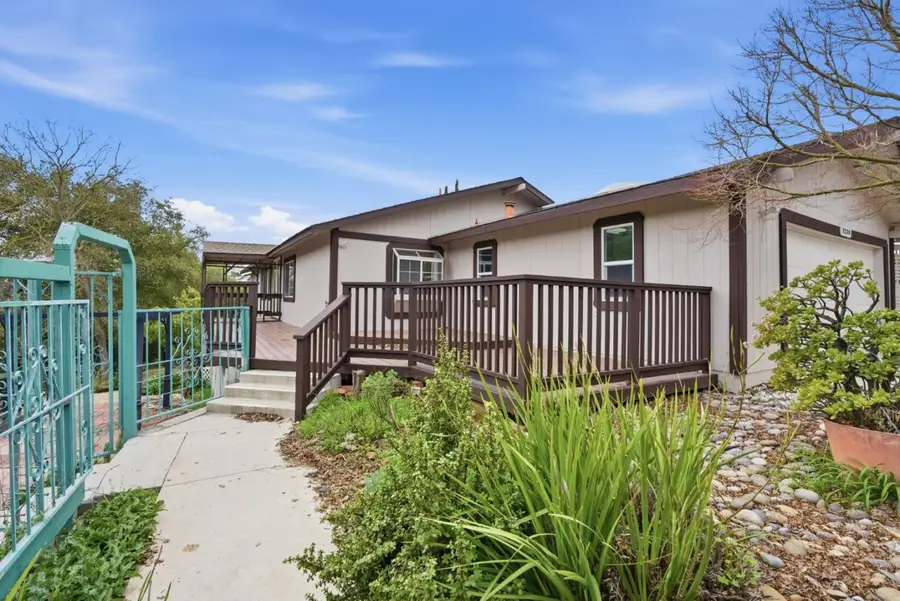 3230 Oak View Lane, Morgan Hill, CA 95037 - Image #2