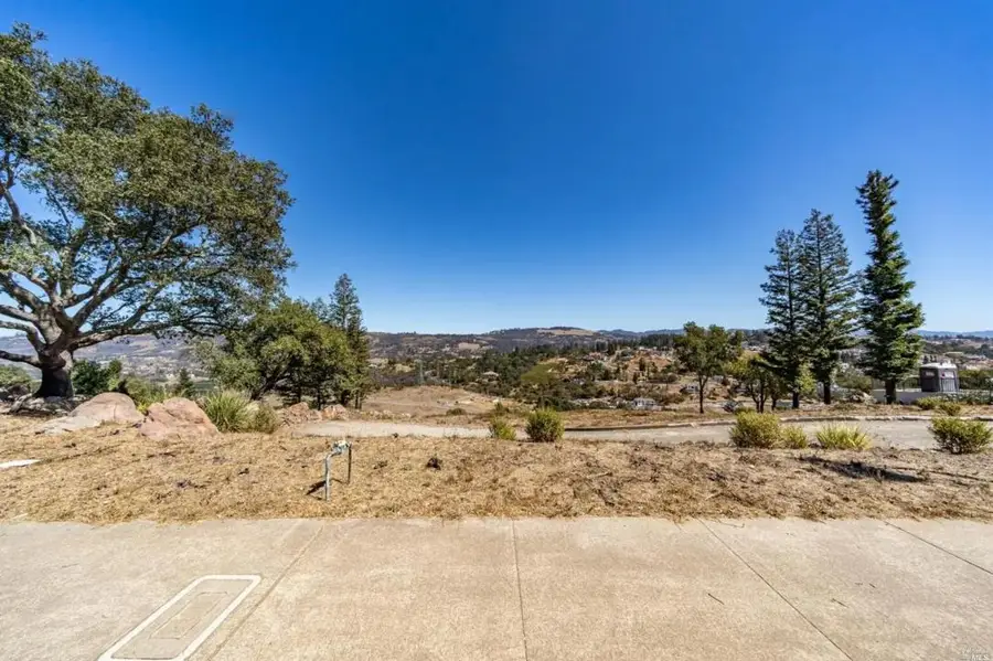 3824 Skyfarm Drive, Santa Rosa, CA 95403 - #3