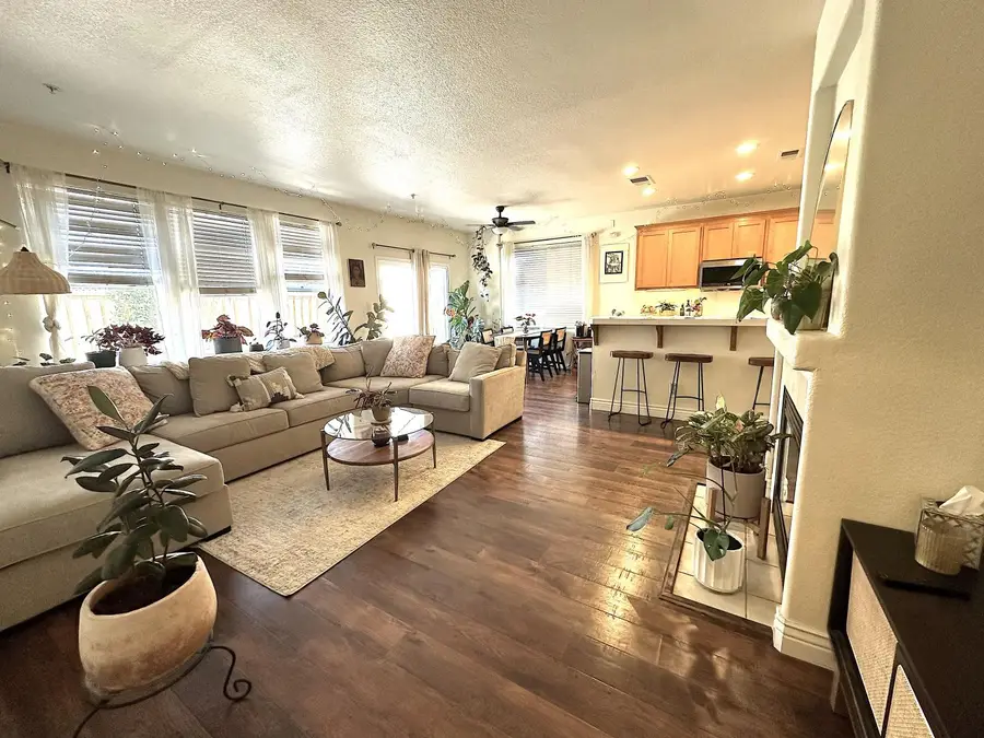 718 Roble Street, Watsonville, CA 95076 - #2