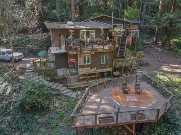 1350 Lost Acre Drive, Felton, CA 95018