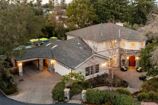 2134 Clayton Drive, Menlo Park, CA 94025