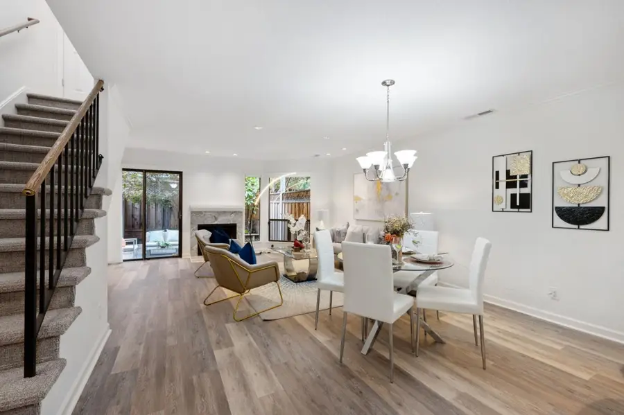 2071 Plymouth Street #J, Mountain View, CA 94043 - #3