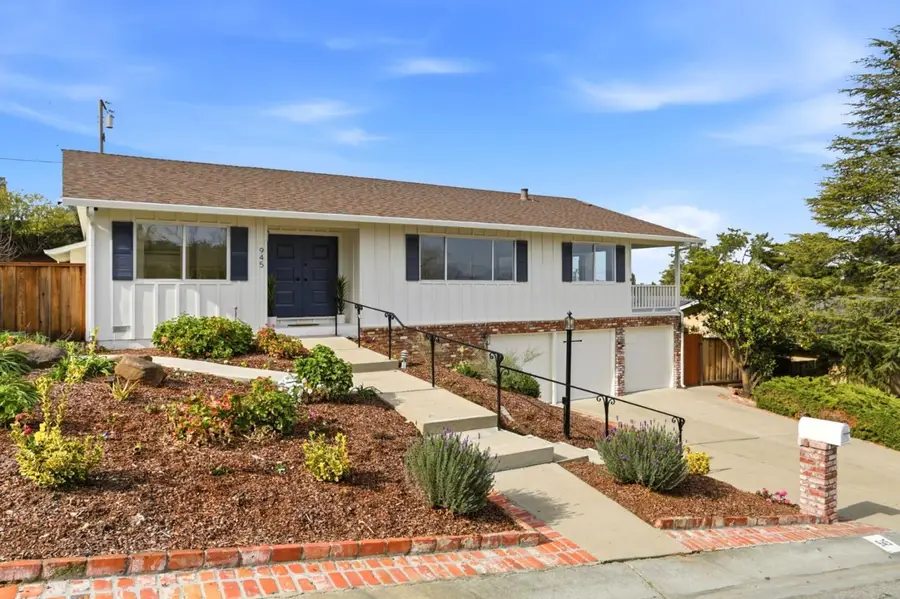 945 Andover Way, Los Altos, CA 94024 - Image #2