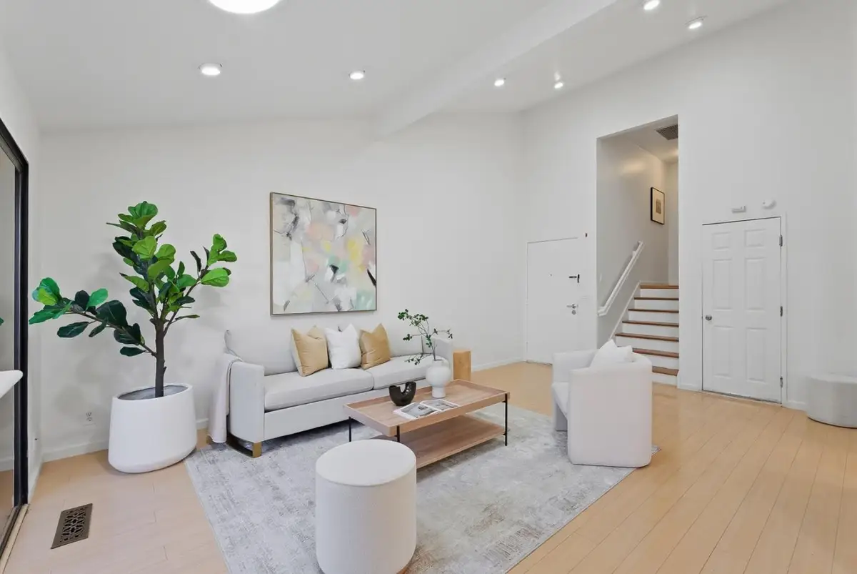 20012 Northcrest Square, Cupertino, CA 95014 - Image #1