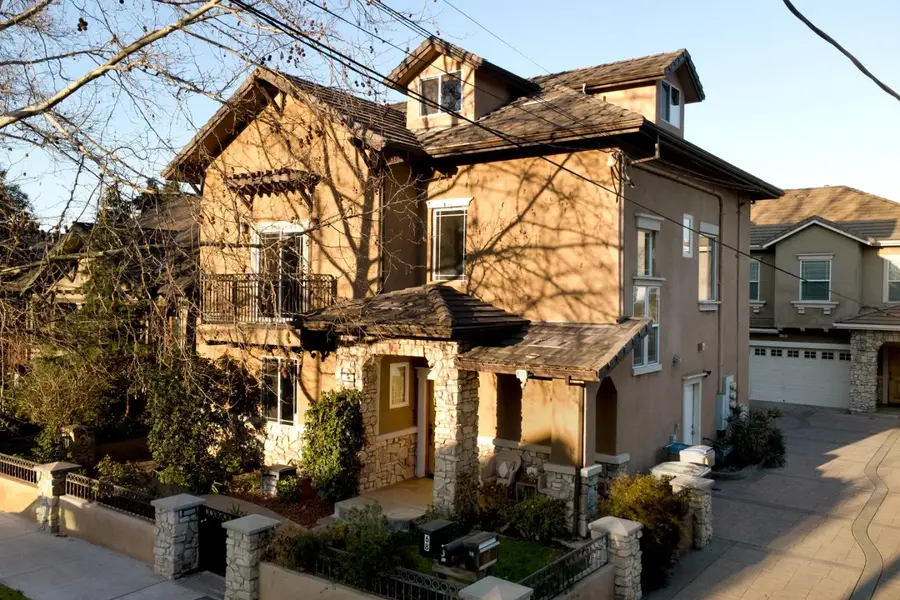 68 S 19th Street, San Jose, CA 95116 - #2