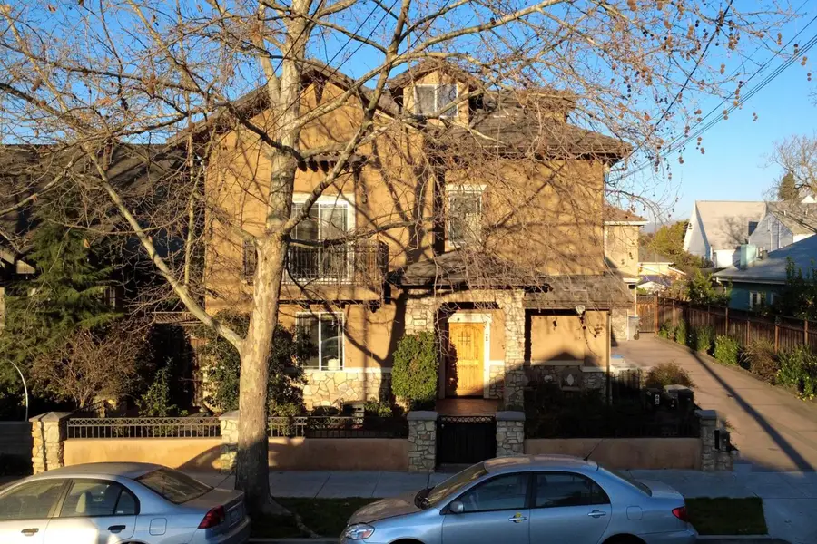 68 S 19th Street, San Jose, CA 95116 - #3